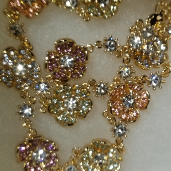 🤩On sale!♥Statement Multiflower Jewelry Neacklace - Picture 4 of 7